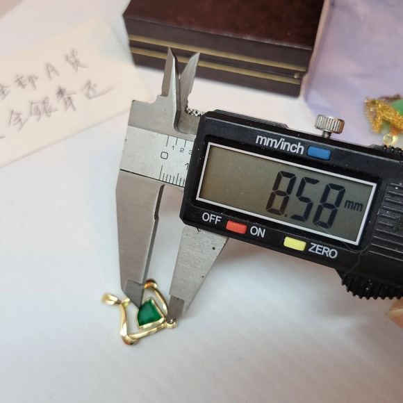 14K yellow gold emerald diamond charm pendant necklace - Picture 11 of 13